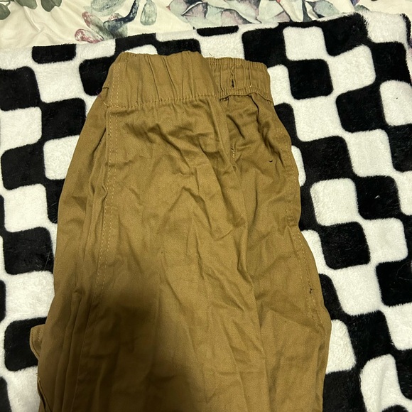 Tan cargo joggers - Picture 6 of 6